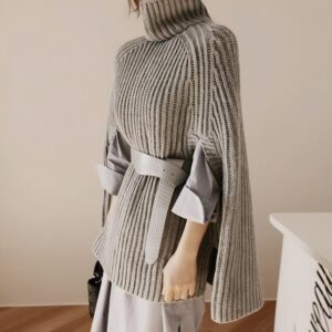 Poncho à manches tricot col roulé gris