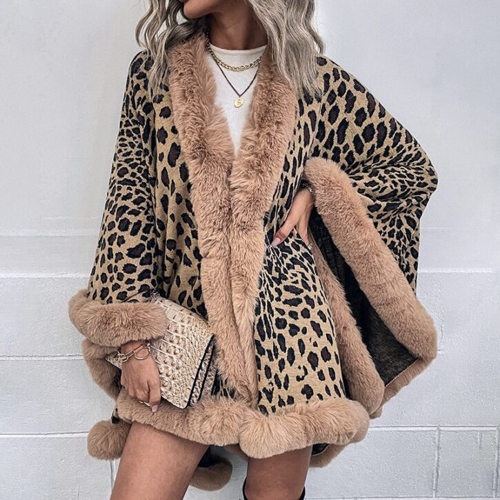 Poncho manteau femme léopard fourrure