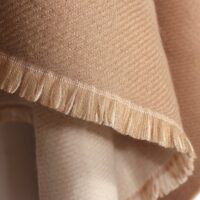Poncho laine réversible camel et beige